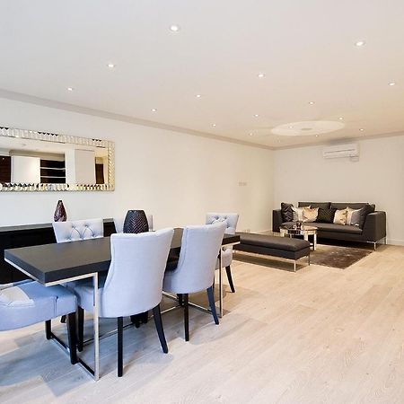 Stunning 2-Bedroom-Hosted By Sweetstay Londres Extérieur photo